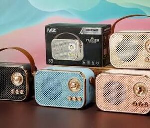 Retro Bluetooth Speaker with Handle